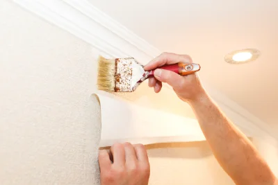 Pose de papier peint à Évans — revêtements muraux et toiles de verre